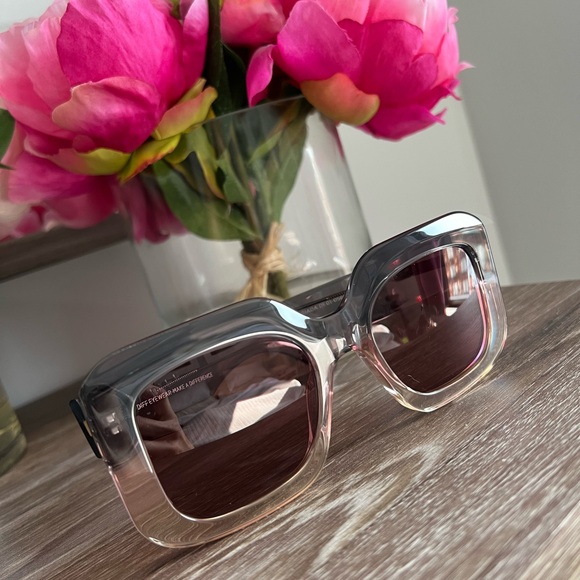 DIFF Eyewear Giada Smoke Rose Crystal Ombre + Mauve Polarized Sunglasses - Picture 3 of 10